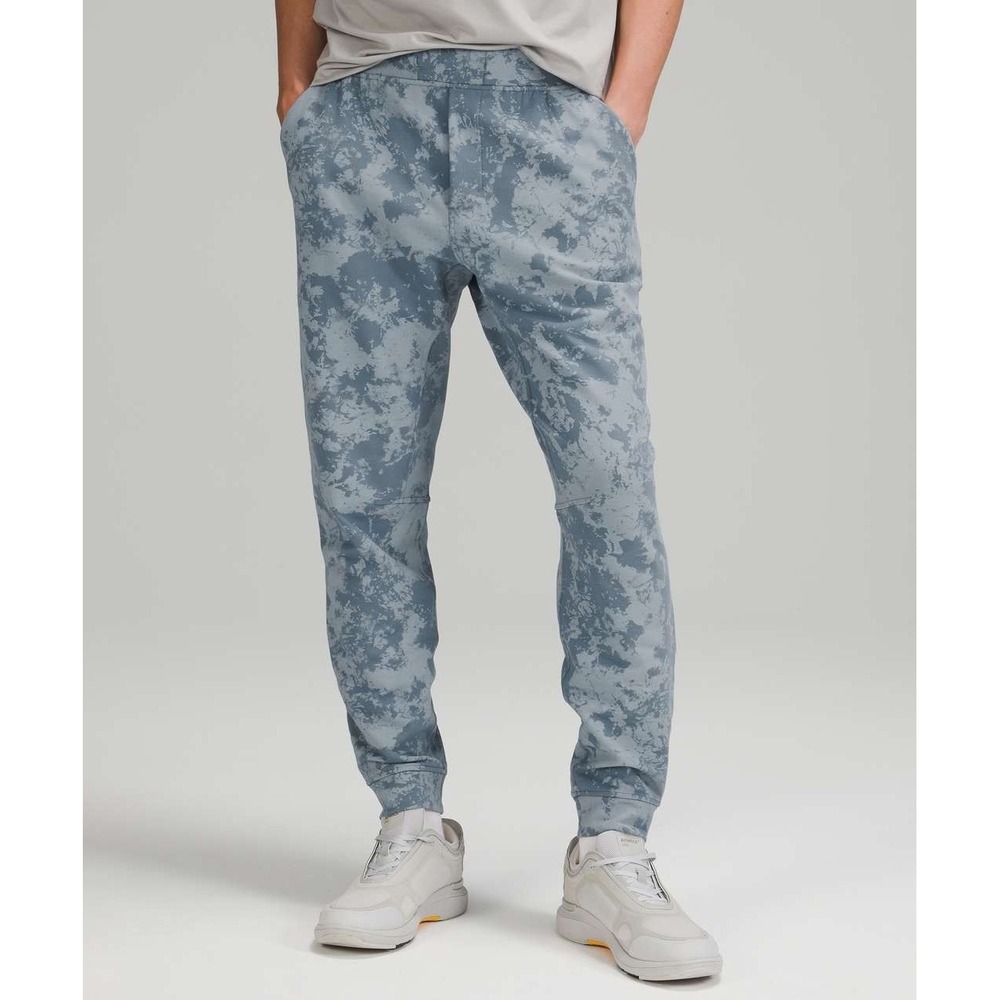 Lululemon City Sweat Jogger Pant Men L Blue Camo Performance Stretch Zip Pocket